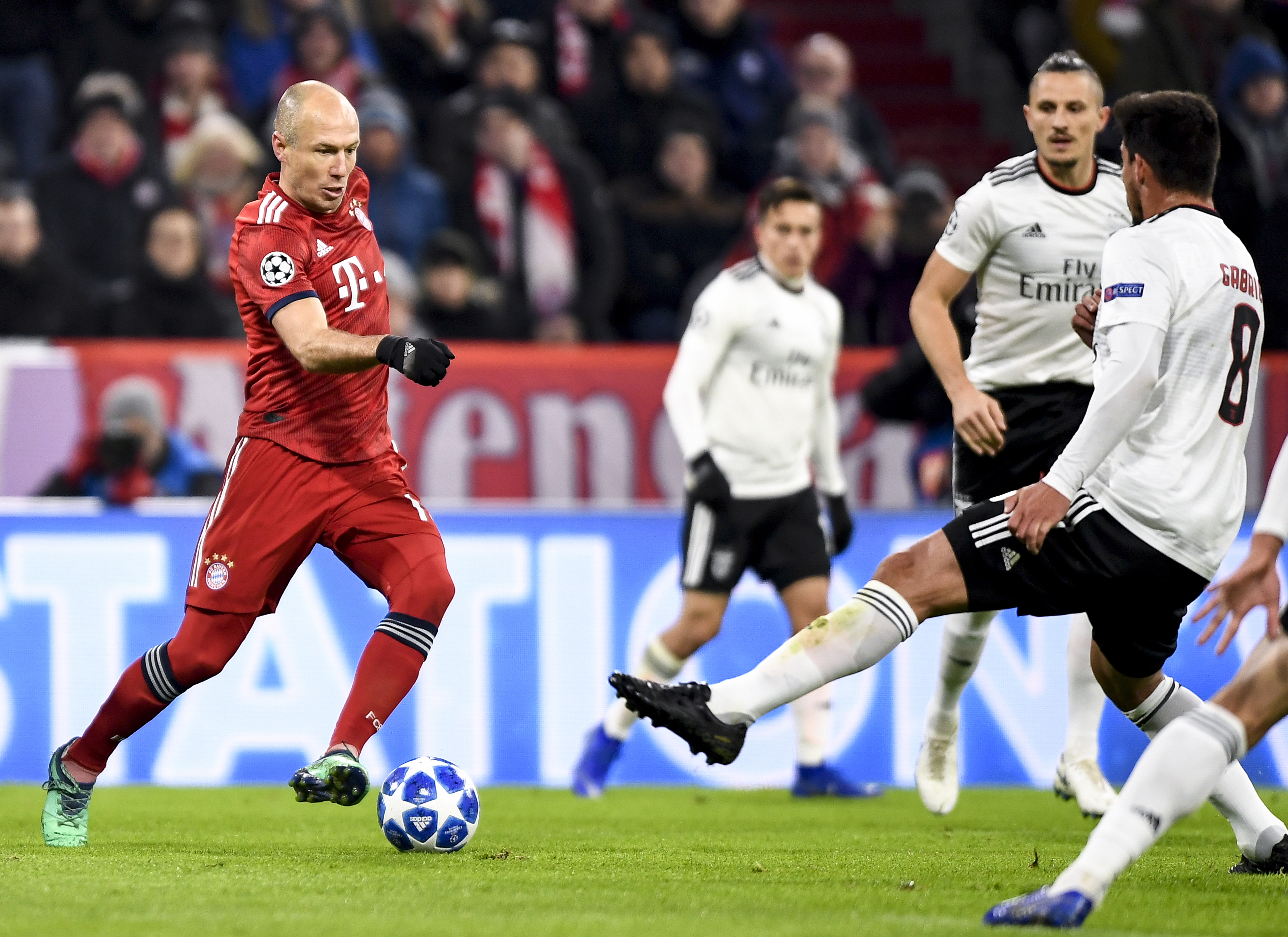 期内的治理 期内的治理